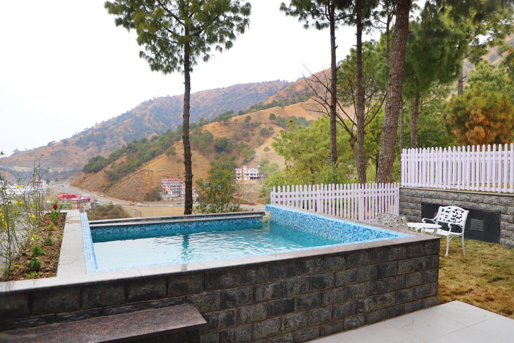 Deventure Shimla Hills Hotel Kandaghat Ngoại thất bức ảnh