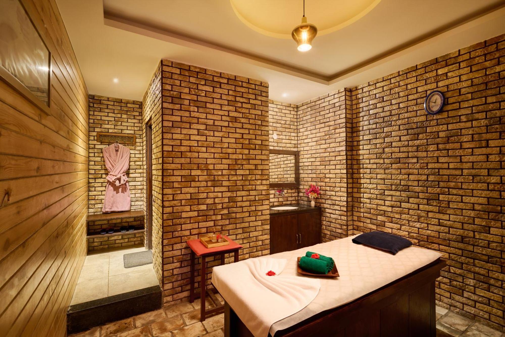 Deventure Shimla Hills Hotel Kandaghat Ngoại thất bức ảnh