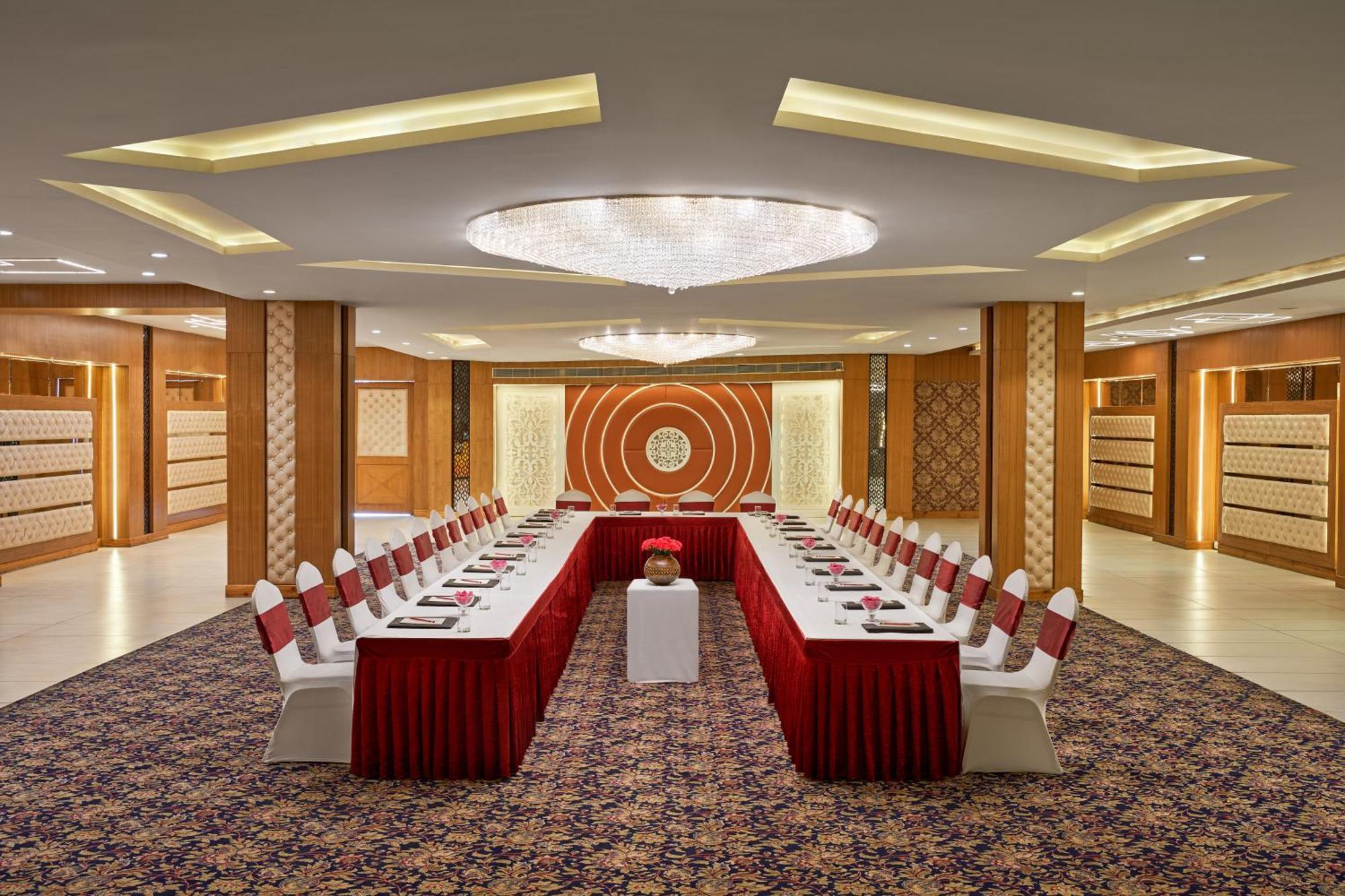 Deventure Shimla Hills Hotel Kandaghat Ngoại thất bức ảnh