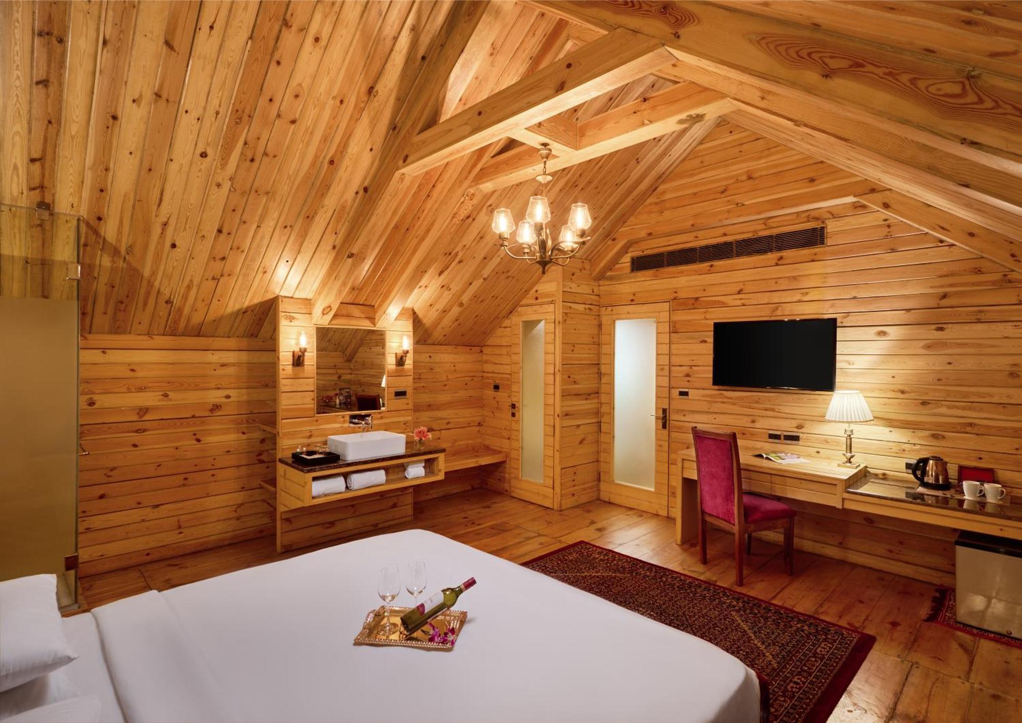 Deventure Shimla Hills Hotel Kandaghat Ngoại thất bức ảnh
