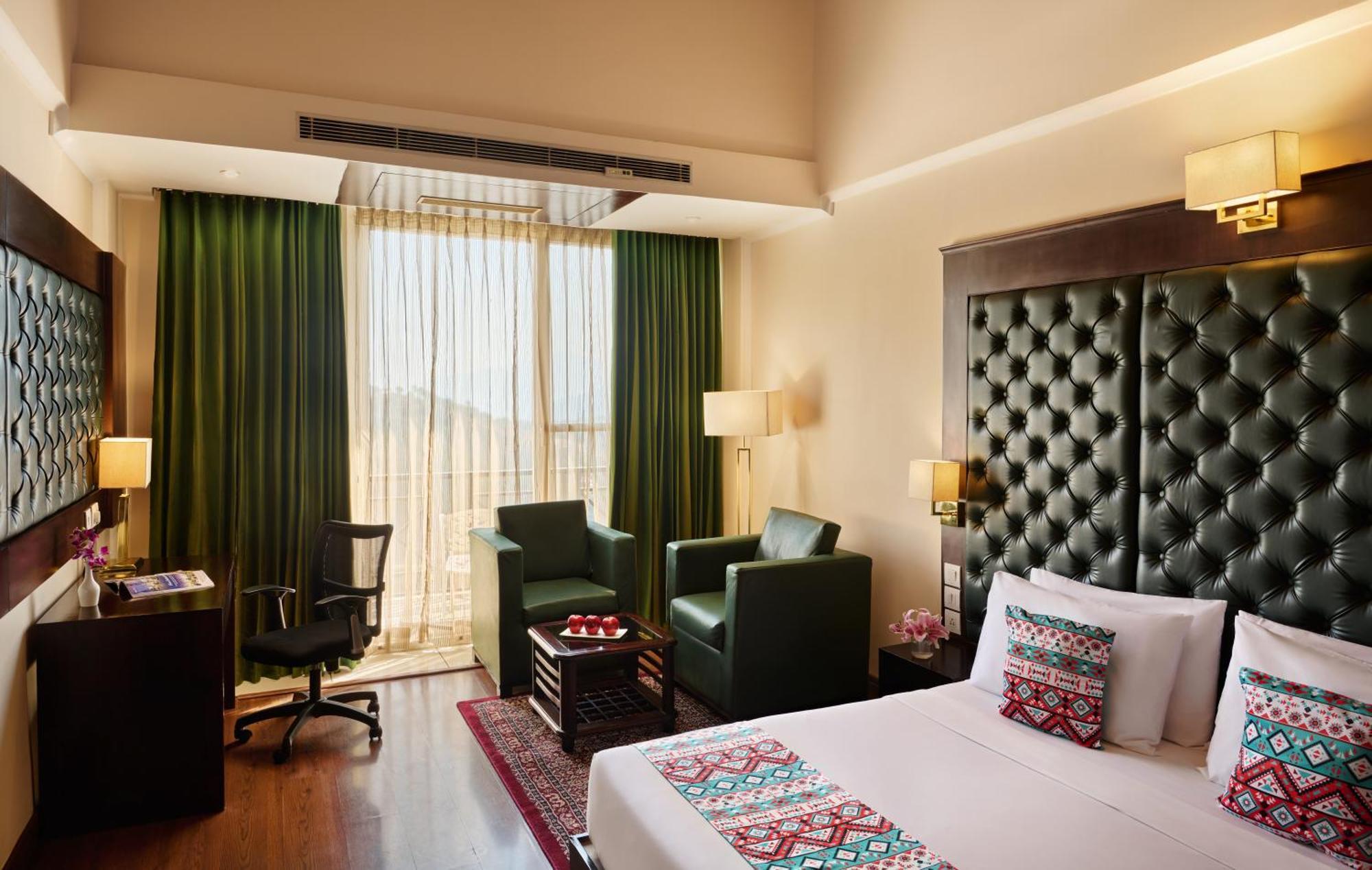 Deventure Shimla Hills Hotel Kandaghat Ngoại thất bức ảnh